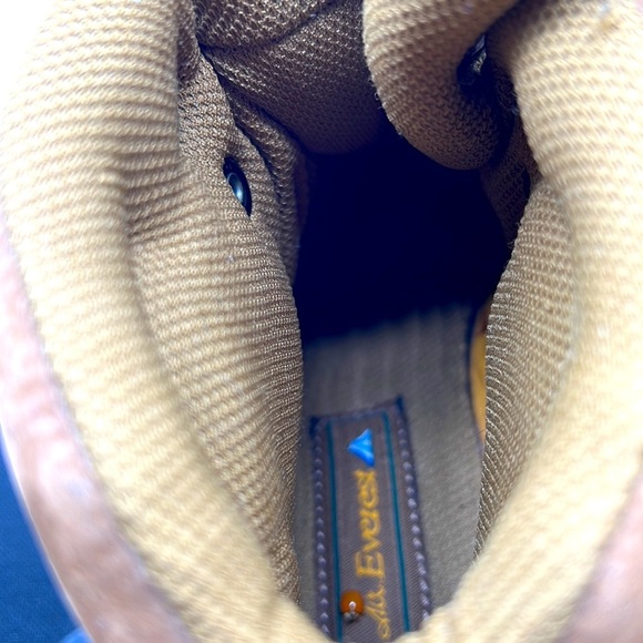 MT Everest Brown Summer Suade shoes size 8 for women or size 6 for men - Picture 7 of 8